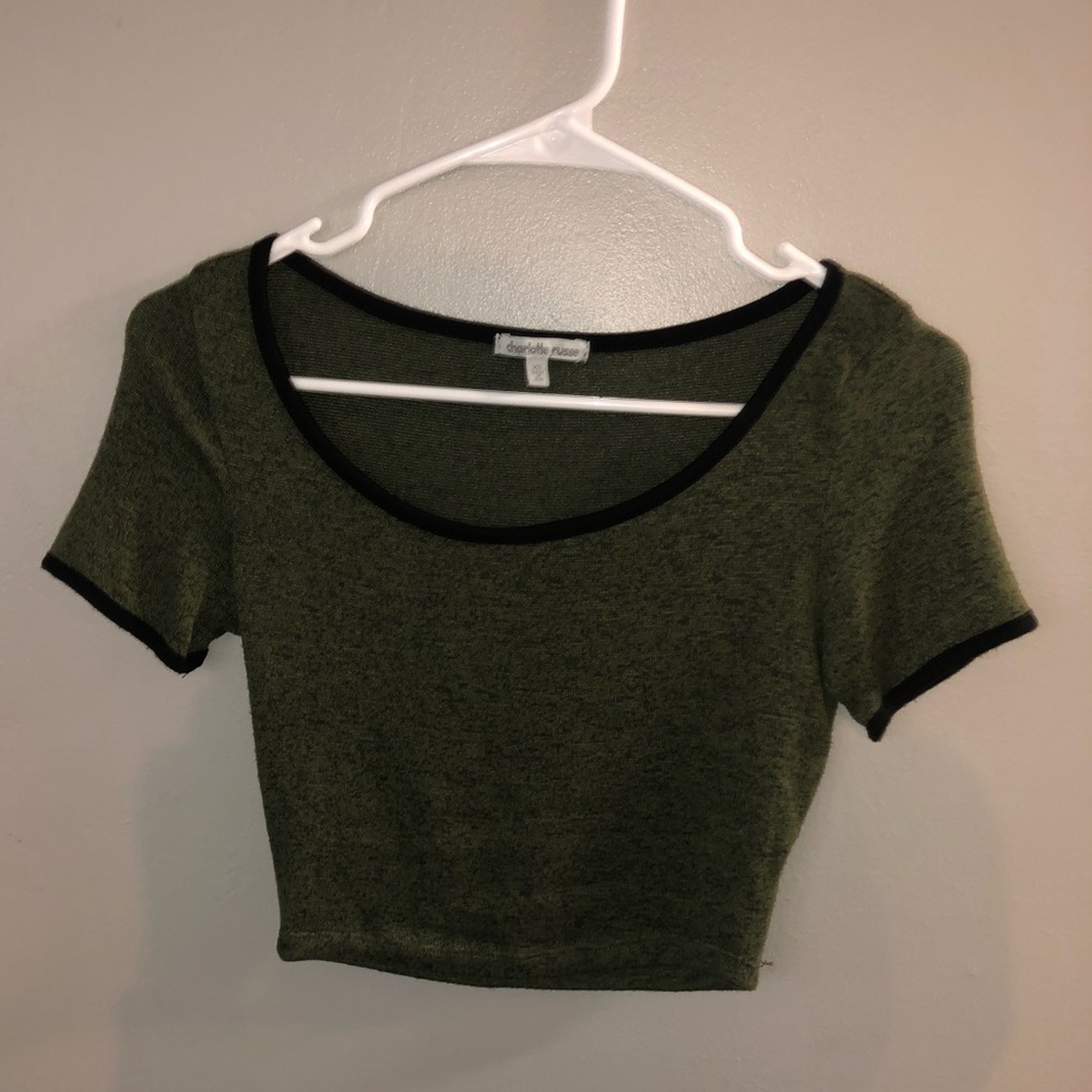 🌟Green Cropped Tee🌟